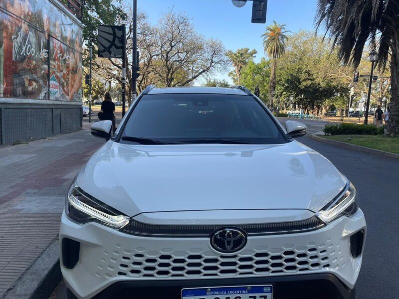 Toyota Corolla Cross 1.8 seg 2024 4.000km