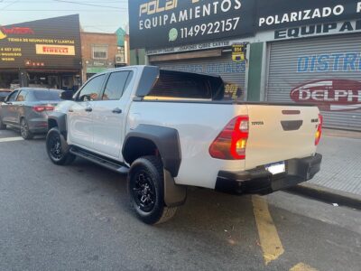 Toyota Hilux Gr 4 Sport 2023 15.000km sin detalles
